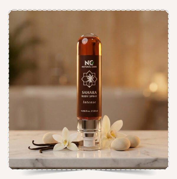 عبوة معطر الجسم صحارى Sahara Body Spray Intense مع زهور فانيليا بيضاء وأعواد فانيليا داكنة في سبا.