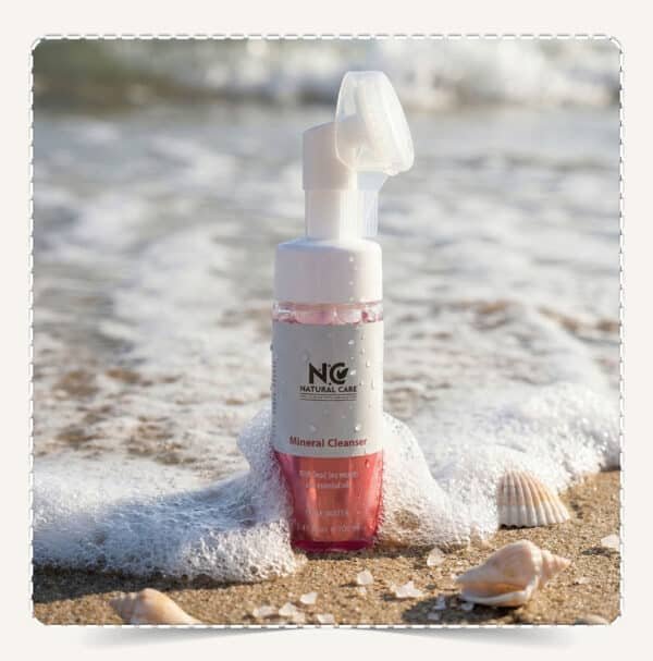 سائل التنظيف المعدني بماء الورد | Facial Mineral Cleanser من ناتشورال كير عمان Natural Care Oman — غسول وجه مع رغوة البحر والملح